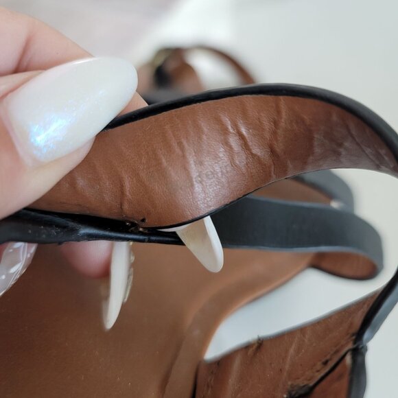 Naturalizer Women's black leather TRU Flat Sandal size 6 comfort adjustable - Picture 5 of 8